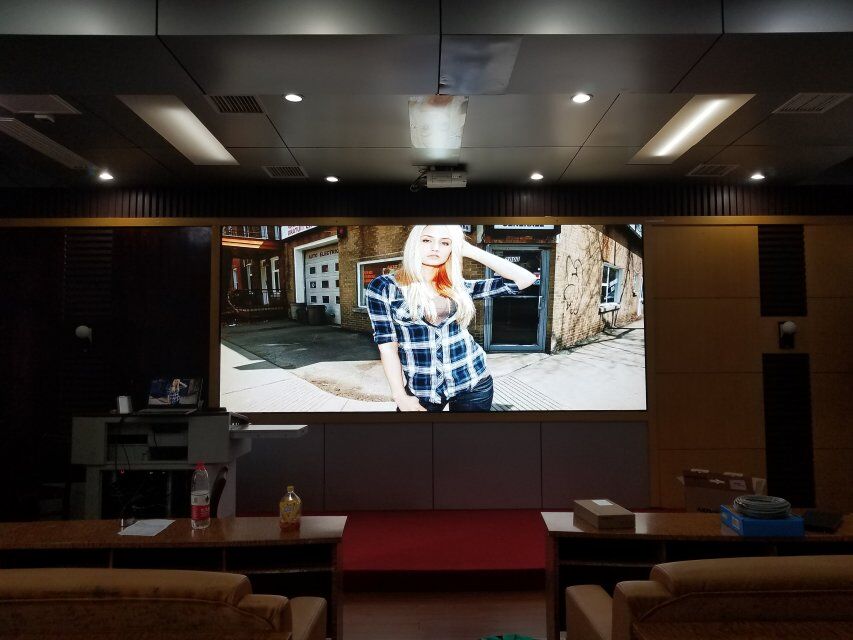 LED顯示屏,室內全彩LED,戶外LED顯示屏,LED顯示屏供應商,戶外彩色LED顯示屏,LED顯示屏生產廠家,高密度LED全彩顯示屏,湖南LED顯示屏,湖南室內全彩LED